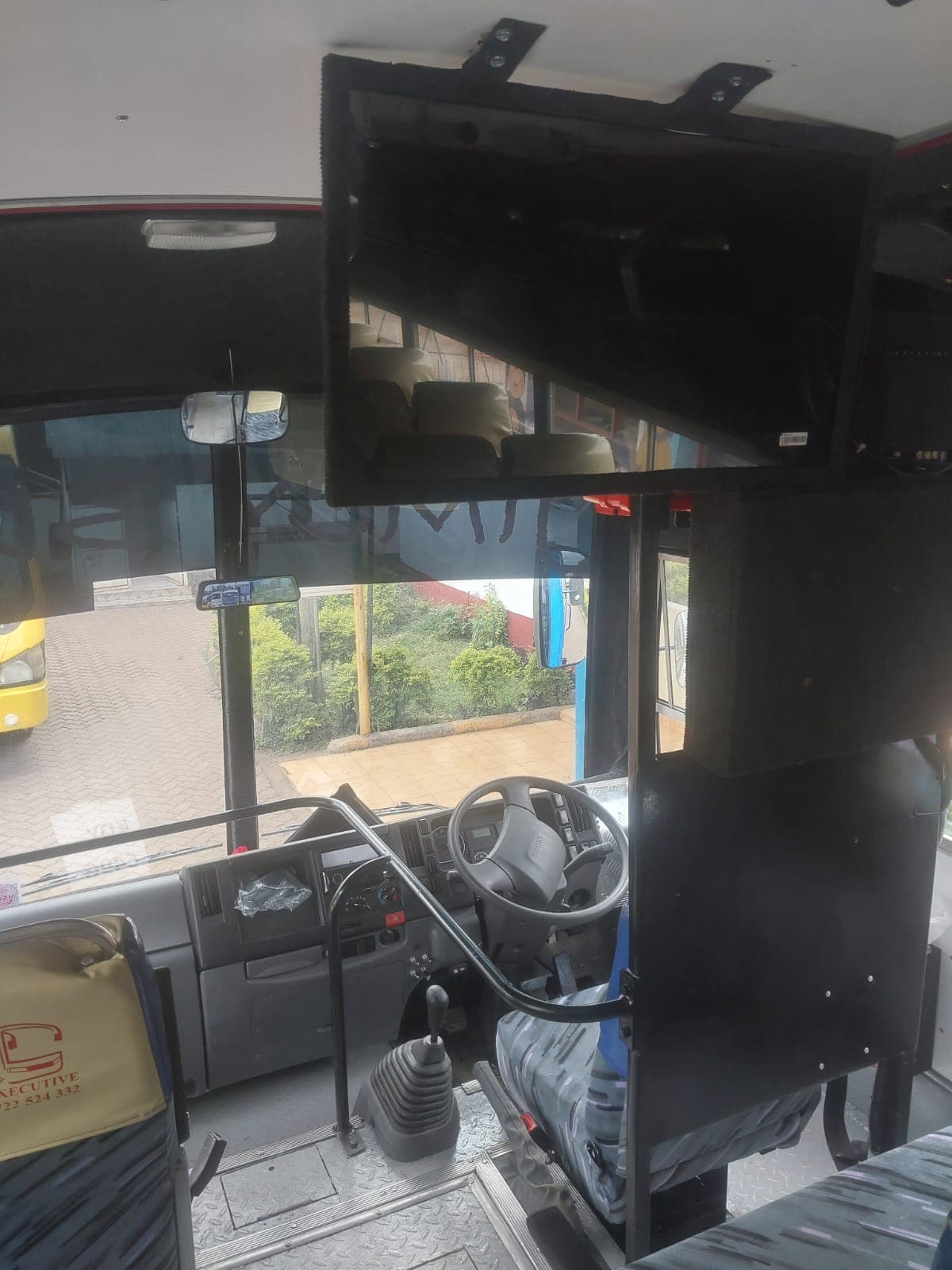 Isuzu 51-Seater