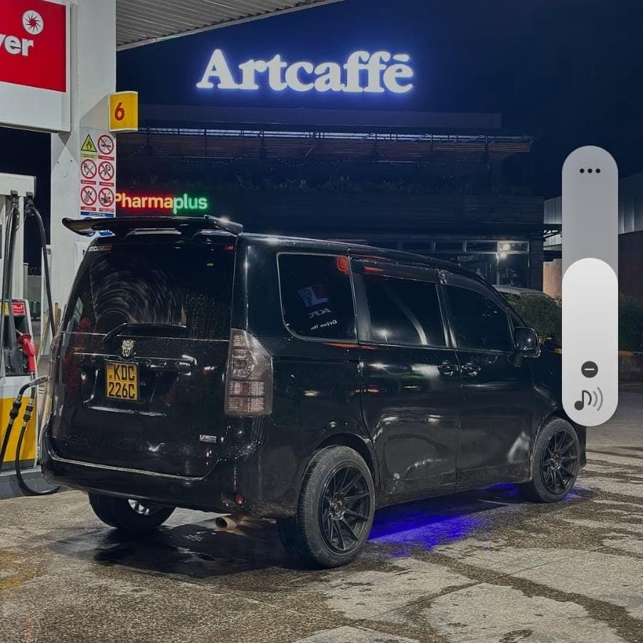 Toyota Noah
